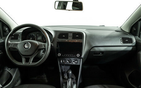 Volkswagen Polo VI (EU Market), 2017 год, 1 149 700 рублей, 13 фотография