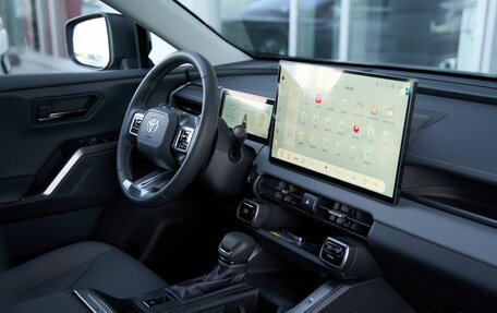 Toyota RAV4, 2026 год, 4 399 900 рублей, 7 фотография
