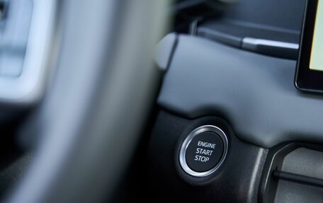 Toyota RAV4, 2026 год, 4 399 900 рублей, 15 фотография