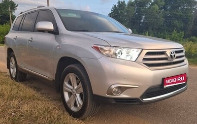 Toyota Highlander III, 2012 год, 2 200 000 рублей, 1 фотография