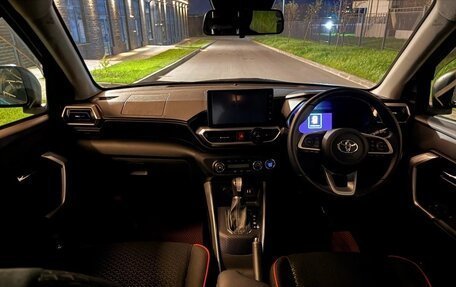 Toyota Raize I, 2022 год, 1 540 000 рублей, 9 фотография