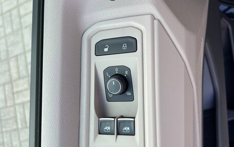Volkswagen Multivan, 2023 год, 6 549 990 рублей, 11 фотография