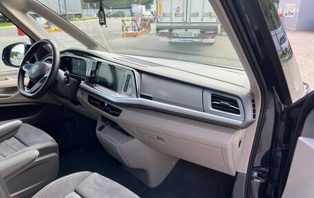 Volkswagen Multivan, 2023 год, 6 549 990 рублей, 23 фотография