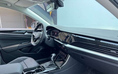 Volkswagen Passat B8 рестайлинг, 2022 год, 2 322 000 рублей, 12 фотография