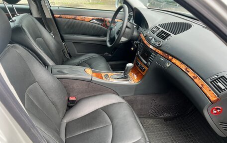 Mercedes-Benz E-Класс, 2002 год, 500 000 рублей, 11 фотография
