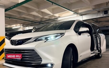 Toyota Sienna, 2025 год, 8 800 000 рублей, 3 фотография