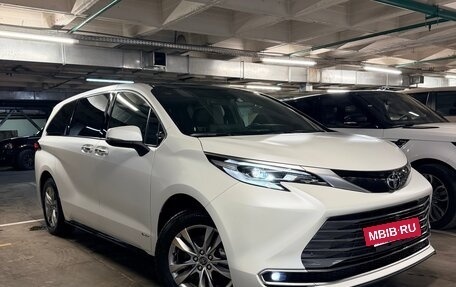 Toyota Sienna, 2025 год, 8 800 000 рублей, 16 фотография