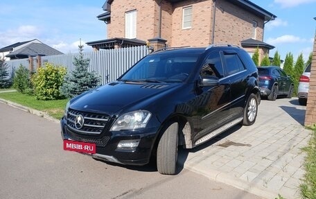 Mercedes-Benz M-Класс, 2011 год, 1 550 000 рублей, 10 фотография