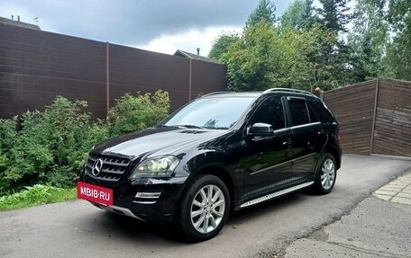 Mercedes-Benz M-Класс, 2011 год, 1 550 000 рублей, 21 фотография