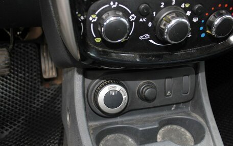 Nissan Terrano III, 2015 год, 965 000 рублей, 9 фотография