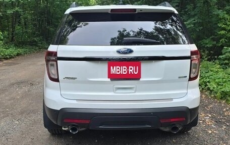 Ford Explorer VI, 2013 год, 1 700 000 рублей, 3 фотография