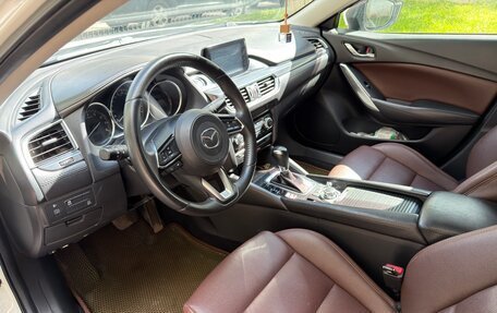 Mazda 6, 2017 год, 1 800 000 рублей, 11 фотография