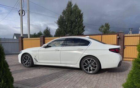 BMW 5 серия, 2021 год, 5 500 000 рублей, 3 фотография