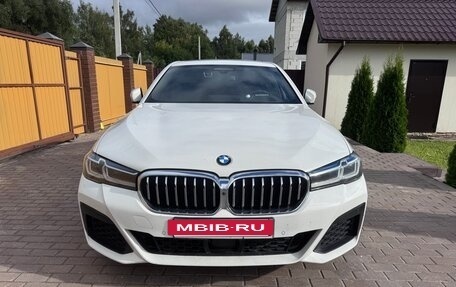BMW 5 серия, 2021 год, 5 500 000 рублей, 2 фотография