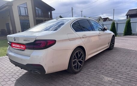 BMW 5 серия, 2021 год, 5 500 000 рублей, 6 фотография