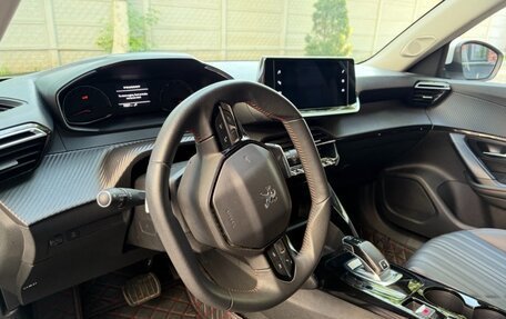 Peugeot 2008 II, 2020 год, 2 120 000 рублей, 9 фотография