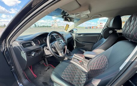 Volkswagen Jetta VI, 2013 год, 800 000 рублей, 10 фотография