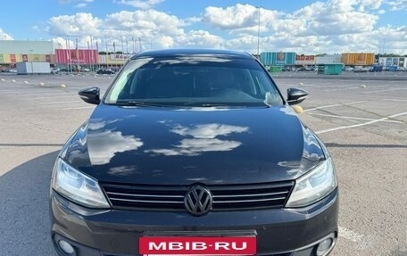 Volkswagen Jetta VI, 2013 год, 800 000 рублей, 8 фотография