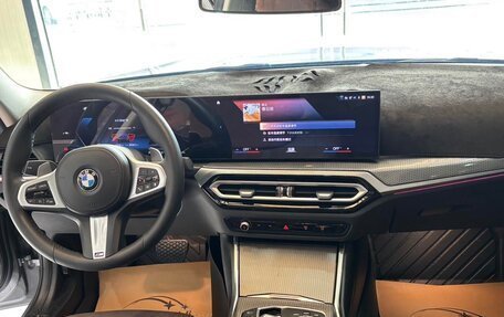 BMW 3 серия, 2023 год, 2 800 000 рублей, 10 фотография