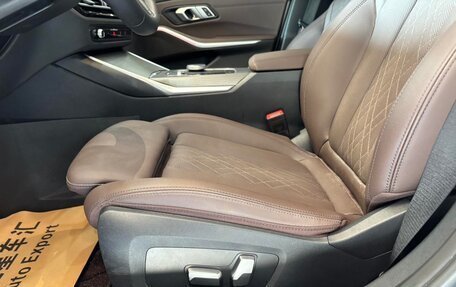 BMW 3 серия, 2023 год, 2 800 000 рублей, 11 фотография