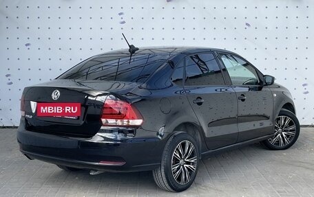 Volkswagen Polo VI (EU Market), 2018 год, 1 090 000 рублей, 4 фотография