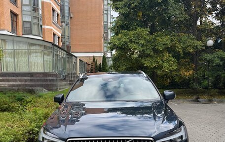 Volvo XC60 II, 2021 год, 3 600 000 рублей, 1 фотография