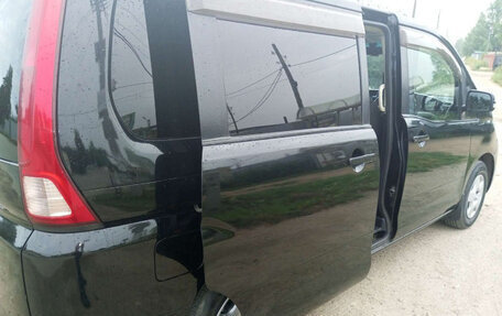 Nissan Serena III, 2010 год, 980 000 рублей, 2 фотография