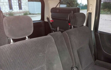 Nissan Serena III, 2010 год, 980 000 рублей, 4 фотография