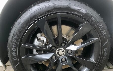 Skoda Octavia, 2017 год, 1 900 000 рублей, 12 фотография
