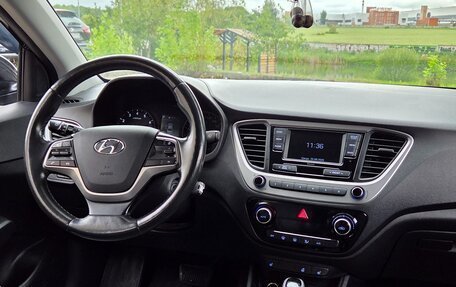 Hyundai Solaris II рестайлинг, 2018 год, 1 240 000 рублей, 9 фотография