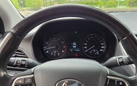 Hyundai Solaris II рестайлинг, 2018 год, 1 240 000 рублей, 7 фотография