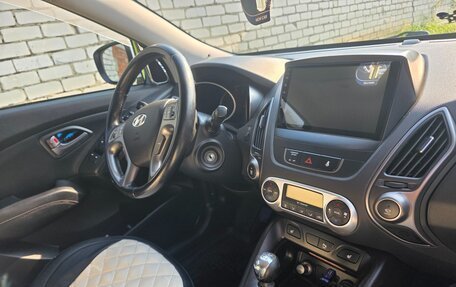 Hyundai ix35 I рестайлинг, 2014 год, 1 300 000 рублей, 3 фотография