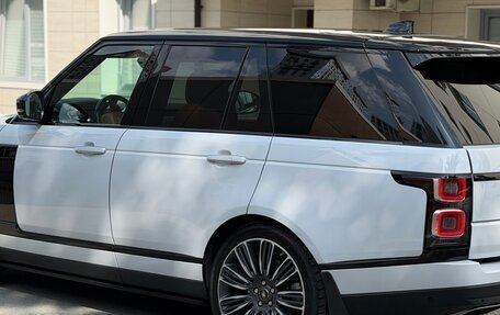 Land Rover Range Rover IV рестайлинг, 2019 год, 7 300 000 рублей, 5 фотография