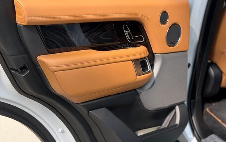 Land Rover Range Rover IV рестайлинг, 2019 год, 7 300 000 рублей, 20 фотография