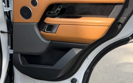 Land Rover Range Rover IV рестайлинг, 2019 год, 7 300 000 рублей, 22 фотография