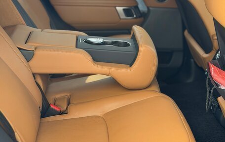 Land Rover Range Rover IV рестайлинг, 2019 год, 7 300 000 рублей, 21 фотография