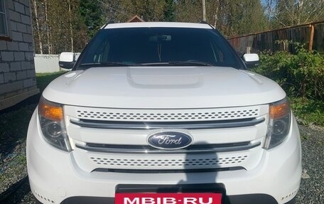 Ford Explorer VI, 2013 год, 1 900 000 рублей, 3 фотография