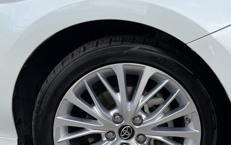 Toyota Camry, 2018 год, 2 550 000 рублей, 4 фотография