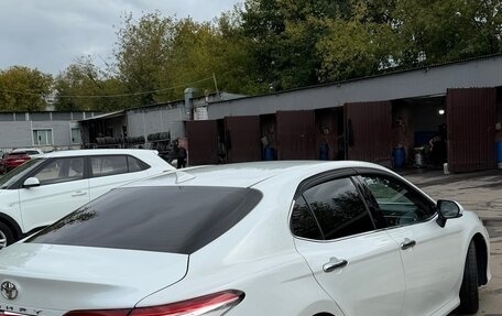 Toyota Camry, 2018 год, 2 550 000 рублей, 3 фотография