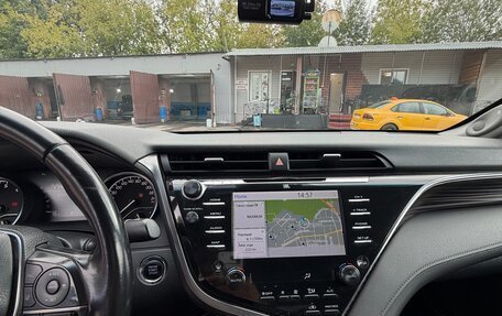 Toyota Camry, 2018 год, 2 550 000 рублей, 20 фотография