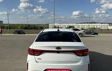 KIA Rio IV, 2020 год, 1 700 000 рублей, 2 фотография