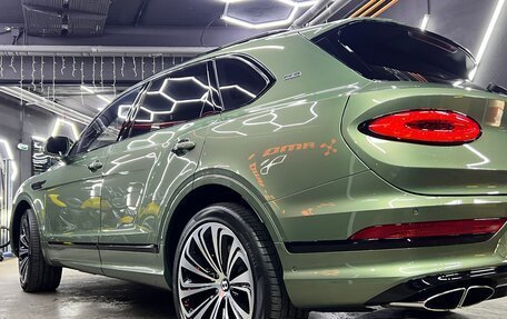 Bentley Bentayga I, 2021 год, 20 000 000 рублей, 10 фотография