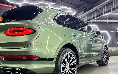 Bentley Bentayga I, 2021 год, 20 000 000 рублей, 11 фотография