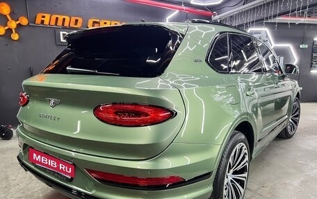 Bentley Bentayga I, 2021 год, 20 000 000 рублей, 4 фотография
