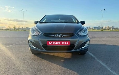 Hyundai Solaris II рестайлинг, 2011 год, 690 000 рублей, 1 фотография