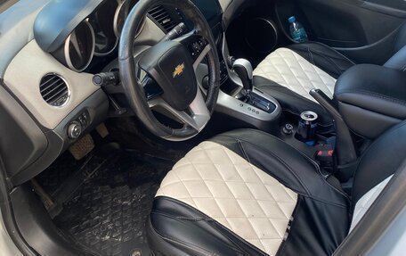 Chevrolet Cruze II, 2011 год, 700 000 рублей, 7 фотография
