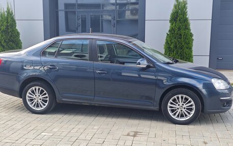 Volkswagen Jetta VI, 2010 год, 550 000 рублей, 6 фотография