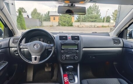 Volkswagen Jetta VI, 2010 год, 550 000 рублей, 9 фотография