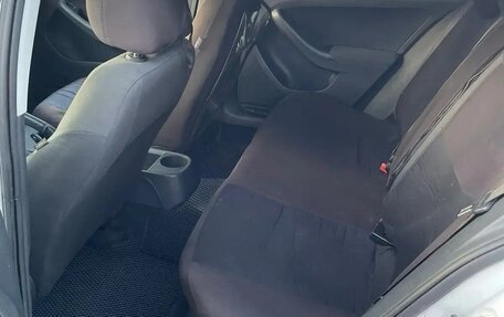 Volkswagen Jetta VI, 2012 год, 779 000 рублей, 2 фотография
