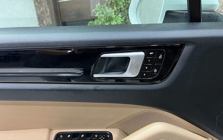 Porsche Cayenne III, 2020 год, 5 998 000 рублей, 6 фотография